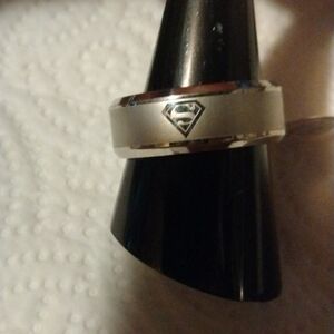 Superman steel wedding band ring size 10 silver tone (sku 138)